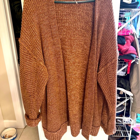 Free People Comfy Soft Cozy Copper Color Brown Knit Sweater Fits XL - Picture 1 of 3